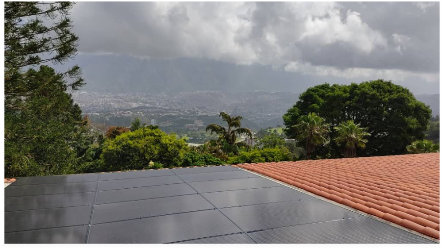 SISTEMA DE GENERACIÓN SOLAR